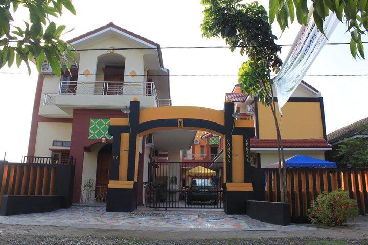 Pondok Cemara Hotel Medan Luaran gambar